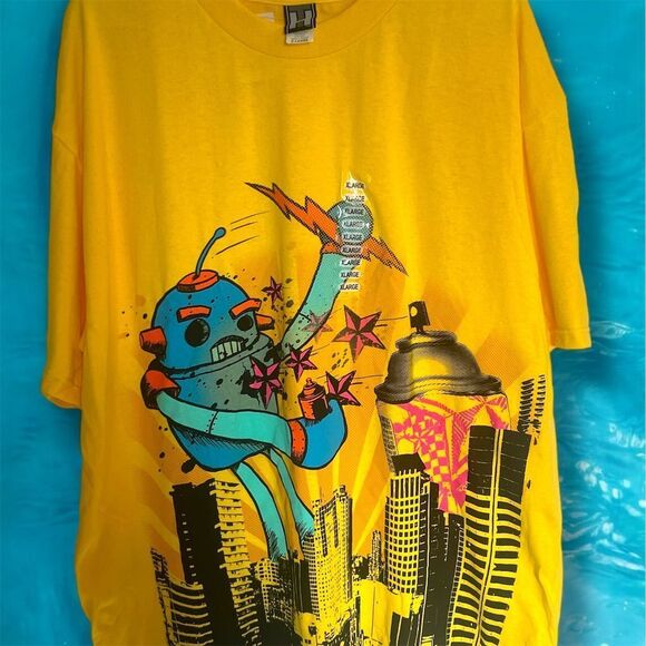 Hybrid Tees Fumi’s Men's XL Robot Spray Can Streetwear T-Shirt XL New Rare Y2K